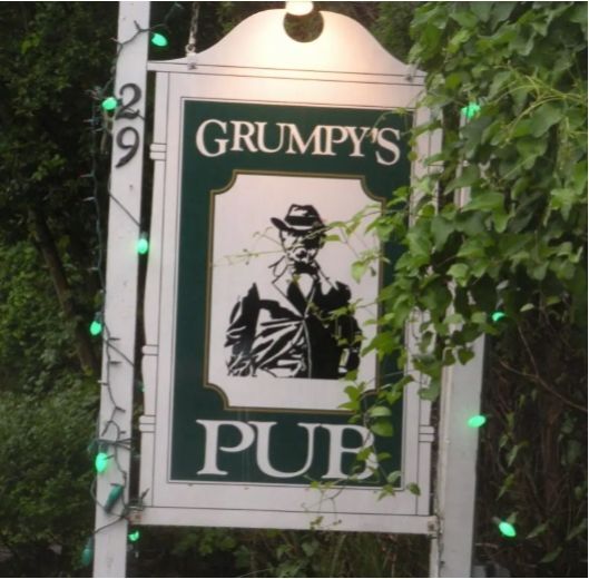 Grumpy's Pub sign